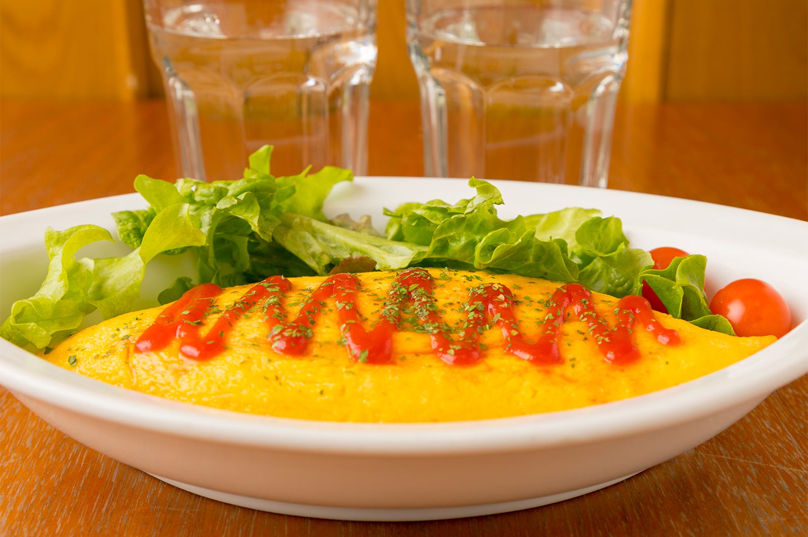 「言の葉の庭」タカオの幸せオムライス1,030円／画像提供：阪急阪神百貨店