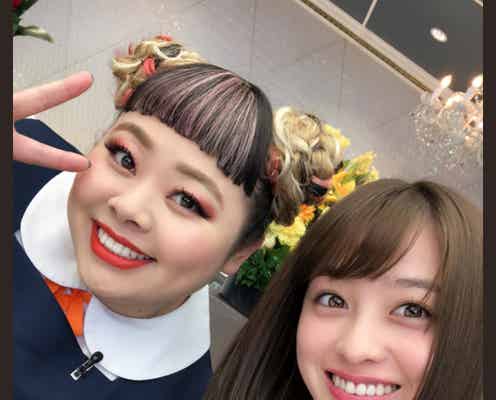 橋本環奈、“ゴチ”制服姿で渡辺直美と2ショット「ドキドキしすぎて心臓がもちません」