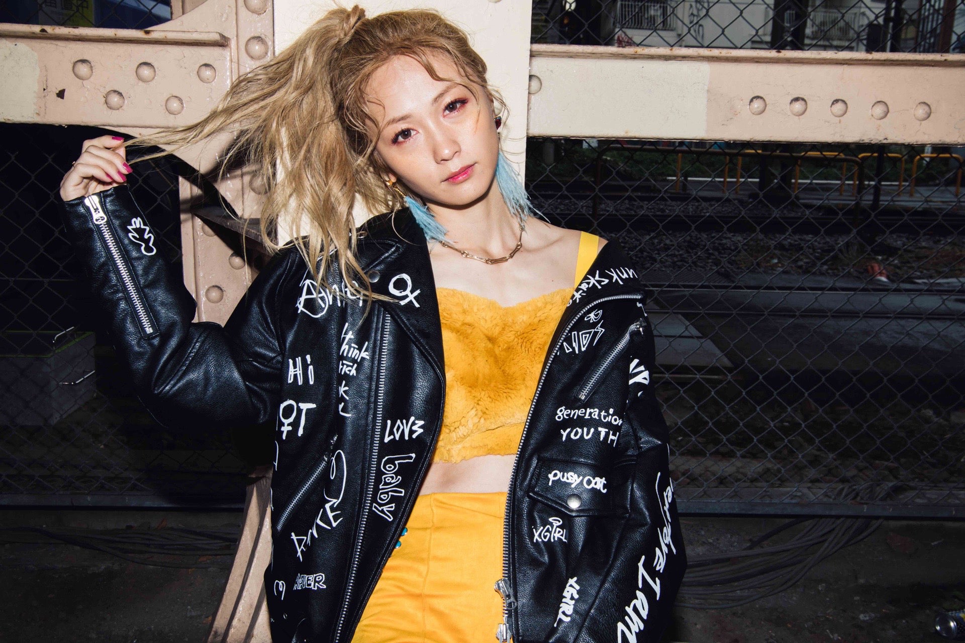 Dream Ami、初のスタイルブックを発表 撮影はAya