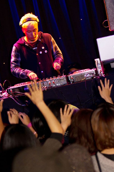 ILMARI（RIP SLYME）（「ラフォーレファッションウィーク'11」より）