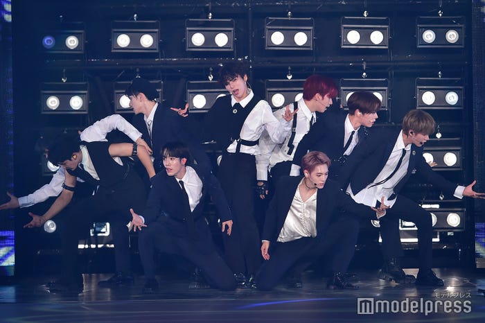 n.SSign(C)モデルプレス