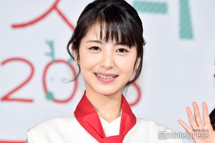 浜辺美波(C)モデルプレス