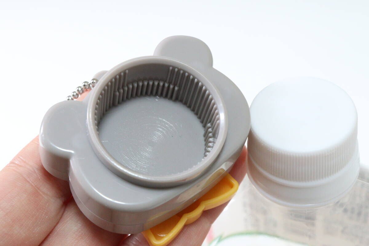 ペットボトルオープナー