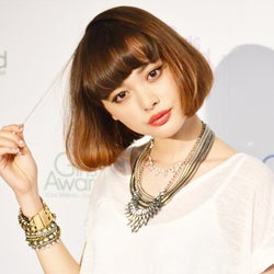 玉城ティナ 新たなファッションアイコンとして頭角 髪型を真似する女子中高生も モデルプレスインタビュー モデルプレス