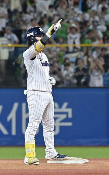 ヤクルト18安打12得点で爆勝 連敗2でストップ 打線は先発全員安打と奮起 先発・山野は6回無失点で9勝目