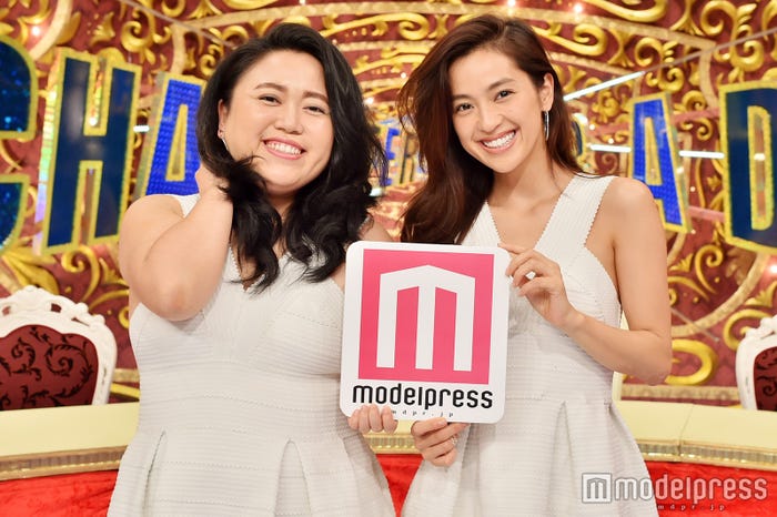 右:中村アン、左:江上敬子による“下村リン”(C)モデルプレス