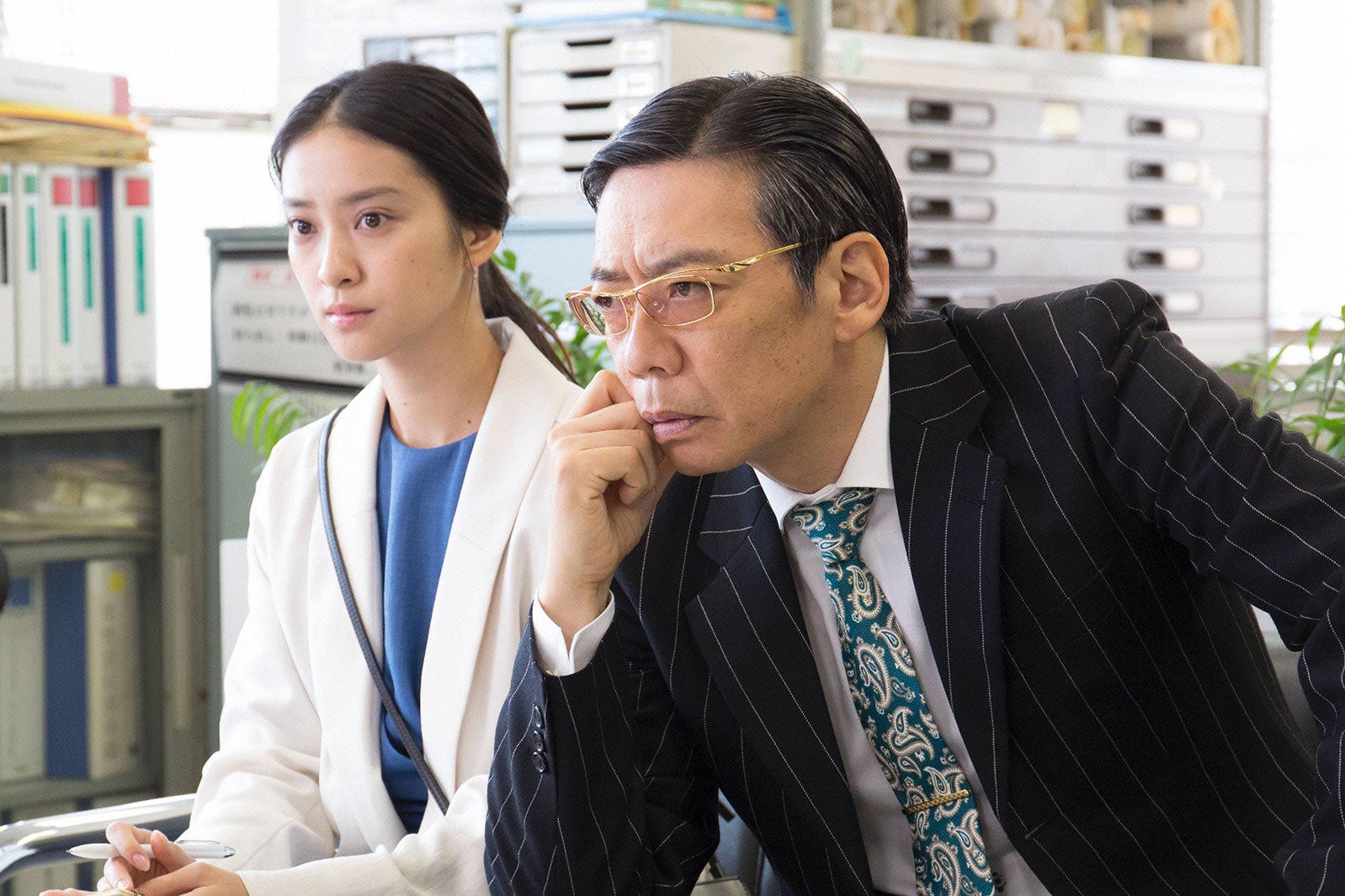 武井咲、生瀬勝久／「貴族探偵」第3話より（画像提供：フジテレビ）