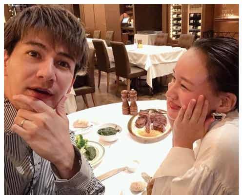 JOY、妻・わたなべ麻衣とのバースデーショット公開「こっちまで幸せになる」と羨望の声続々