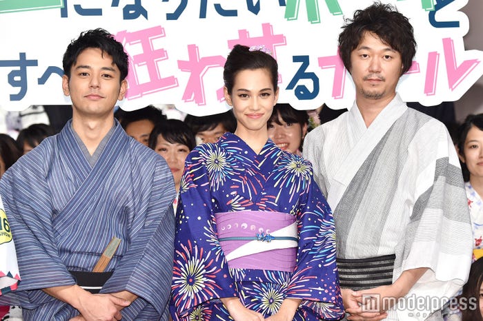 妻夫木聡、水原希子、新井浩文(C)モデルプレス