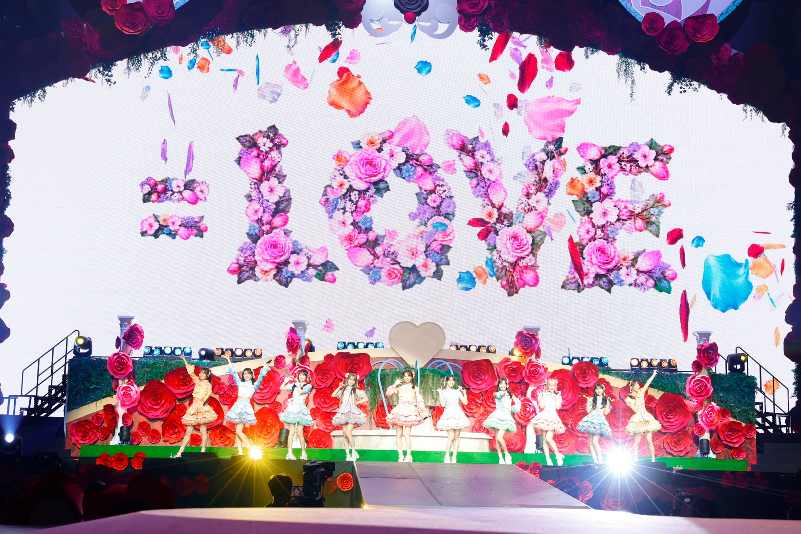 ＝LOVE（提供写真）