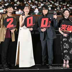 （左から）津田健次郎、広瀬アリス、森川智之、園崎未恵（C）モデルプレス