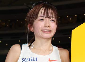 マラソン女子日本代表が「日本一可愛い消防長さん」に 「周りの方に笑われてしまう場面もありましたが」シゴデキ感抜群の司令姿に反響の声