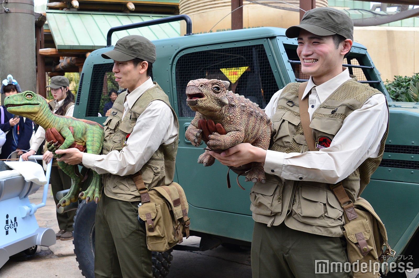 （C）モデルプレス