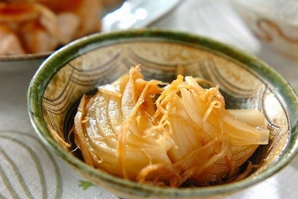 玉ネギとサキイカの煮物