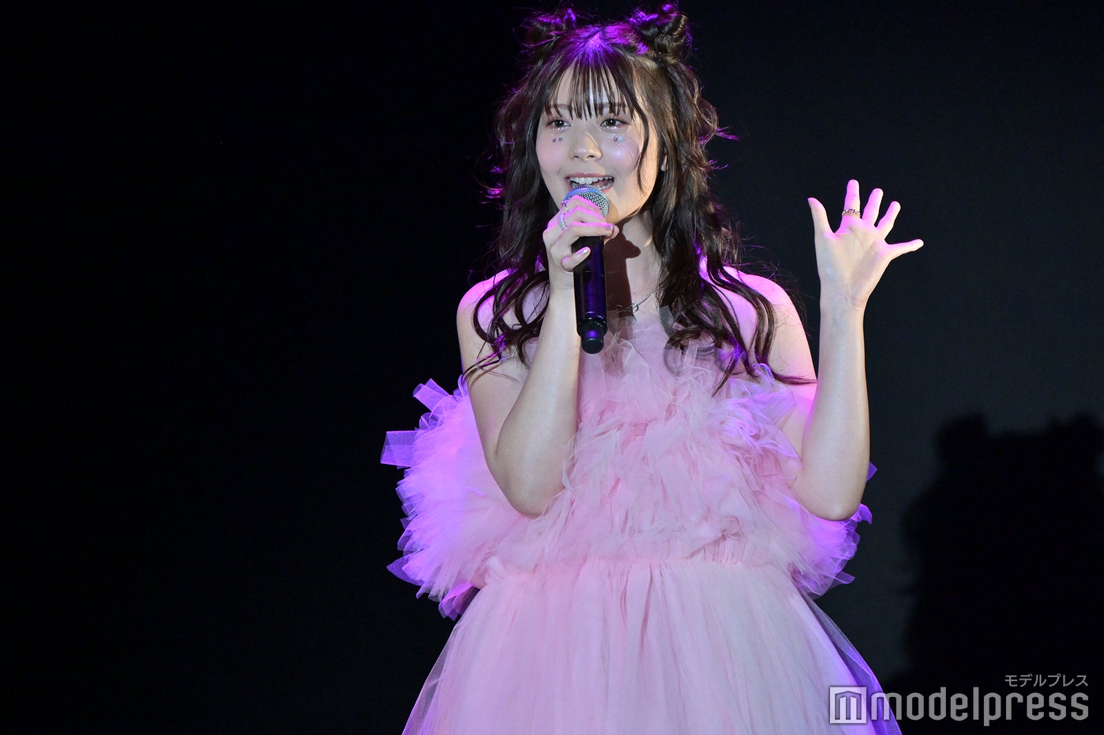 （C）モデルプレス