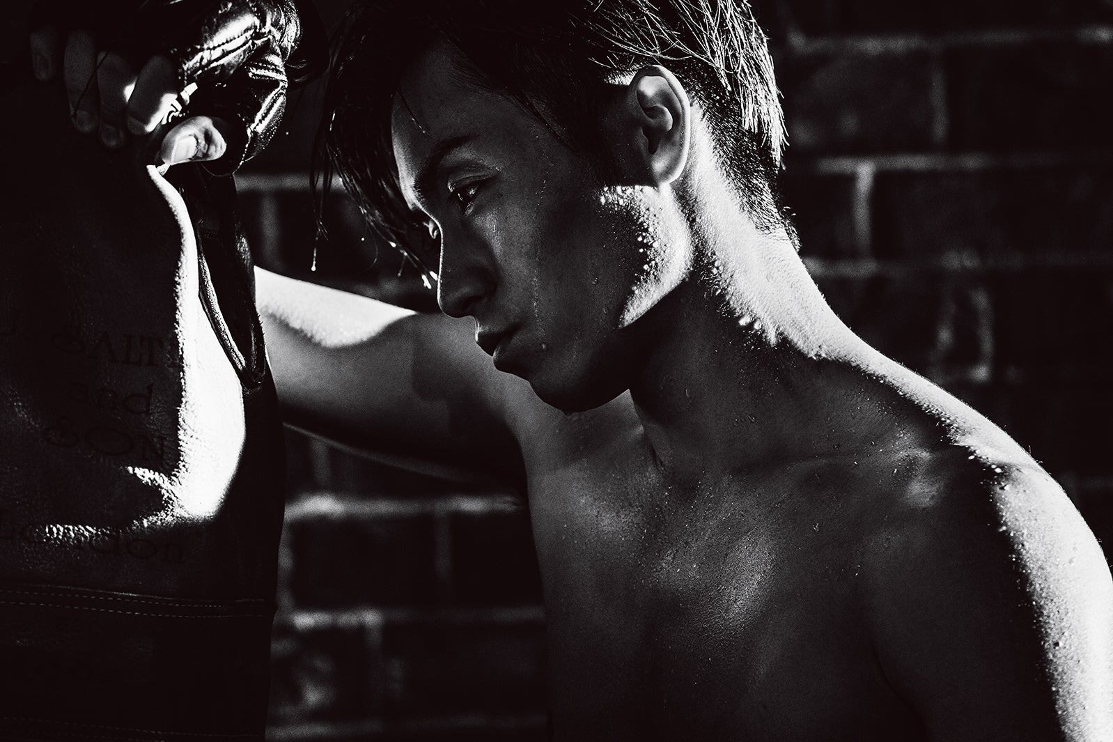 EXILE TETSUYA／「月刊EXILE」12月号より（画像提供：LDH）