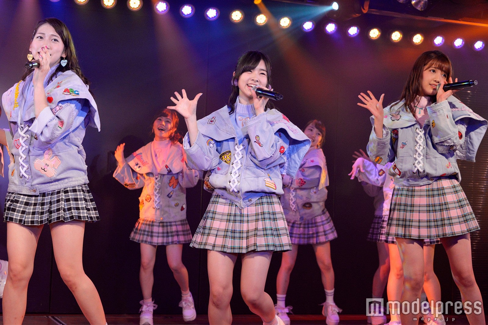 茂木忍、岩立沙穂、加藤玲奈／AKB48「サムネイル」公演（C）モデルプレス
