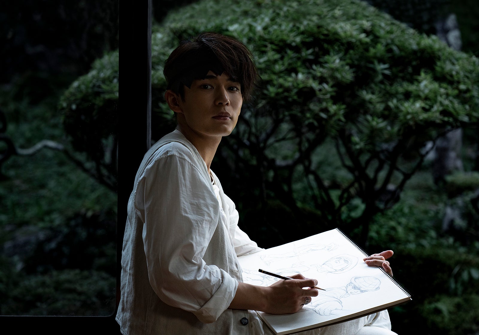 長尾謙杜（C）2023「岸辺露伴ルーヴルへ行く」製作委員会