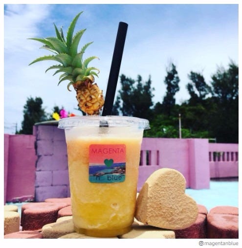 沖縄NO.1フォトジェニックカフェ!「MAGENTA n blu」の可愛さ120%なpinkの世界の虜
