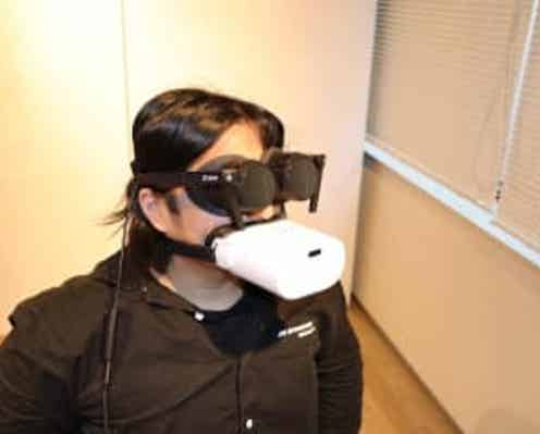 いざメタバースへ！メガネ型VR機器「MeganeX」体験 目も口も...気分は未来人