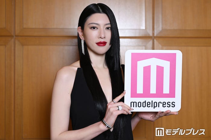 三吉彩花(C)モデルプレス