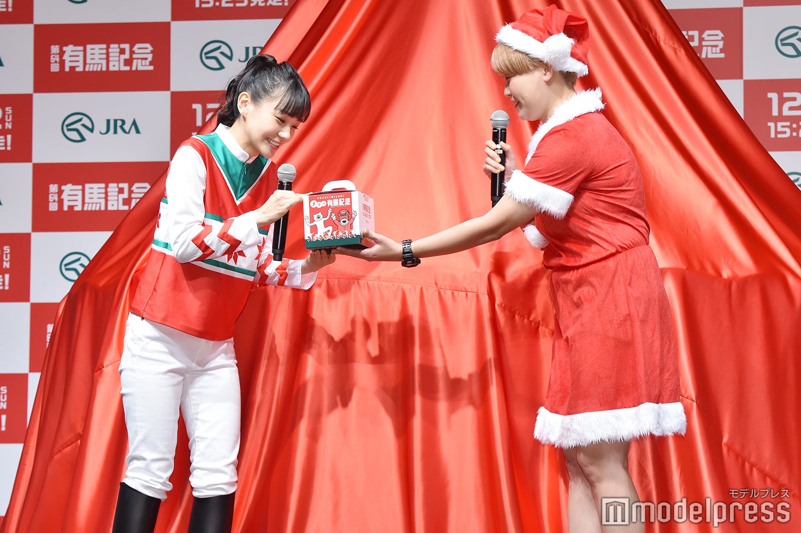 奈緒、まひる（C）モデルプレス