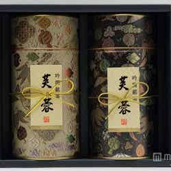 老舗四代目茶師の上質ブレンド煎茶ギフトセット／180g×2缶￥7,600（送料込）／「saita」1月号より／画像提供：セブン&アイ出版