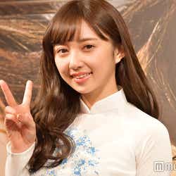 モデルプレス - 小宮有紗、会見でお尻を触らせる