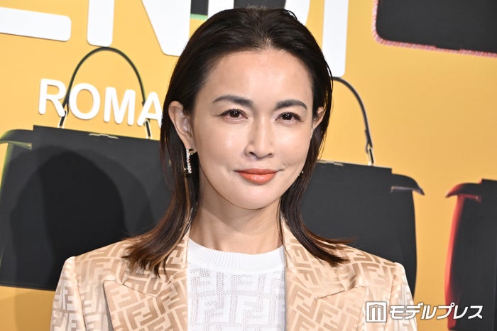 長谷川京子、美ボディ際立つピラティスウェア姿に絶賛の声「引き締まってる」「努力の賜物」
