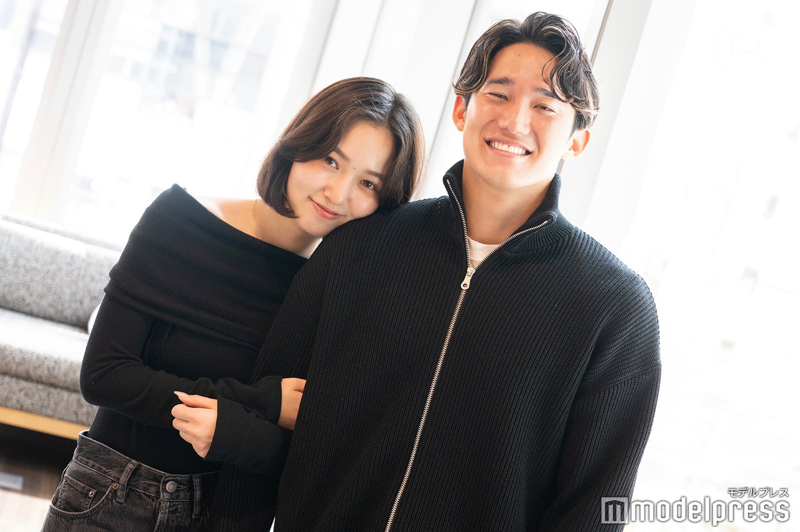 ミミ（美海）、アツシ（荒井陸）（C）モデルプレス