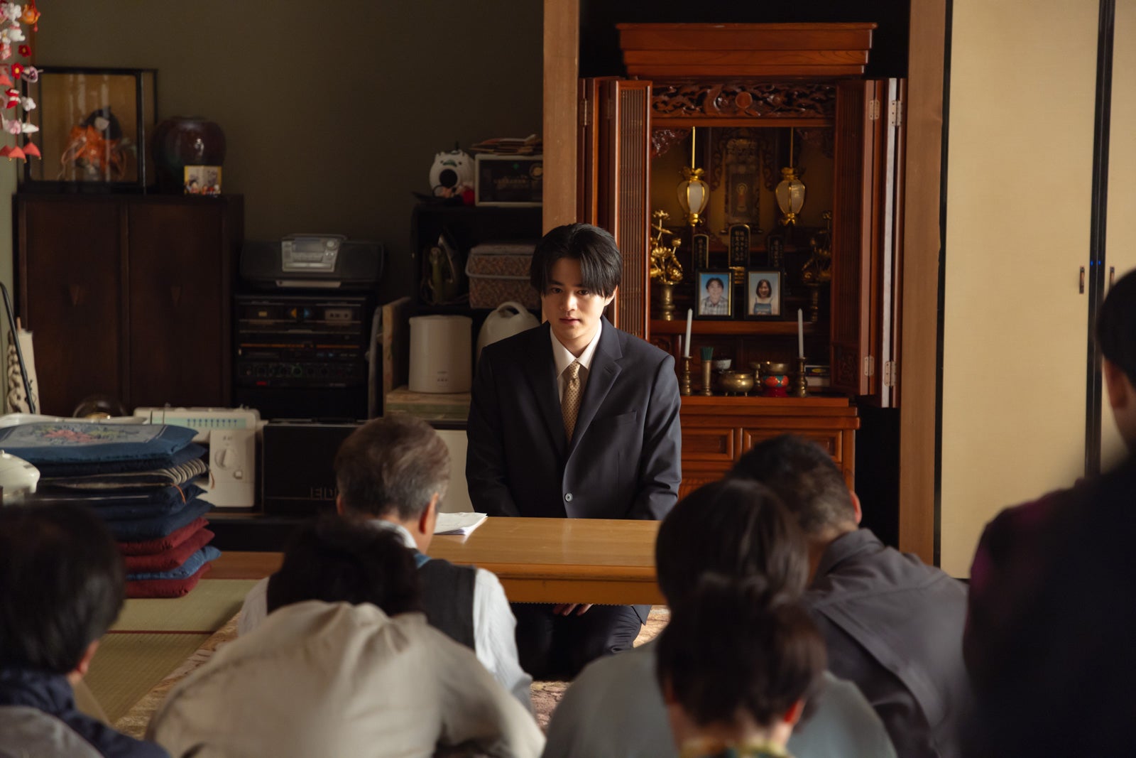 鈴鹿央士「リボーン ～最後のヒーロー～」第1話（C）テレビ朝日