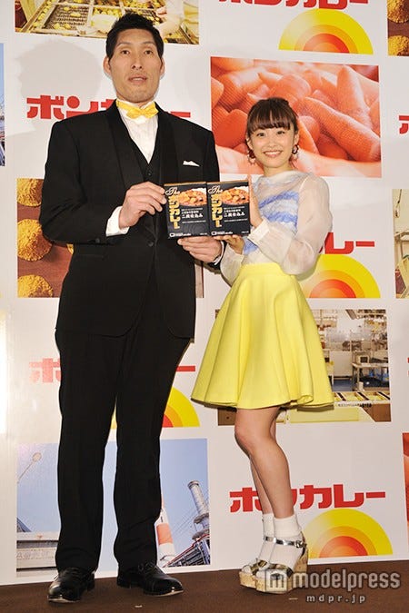 (左から)柔道家の篠原信一、高橋愛