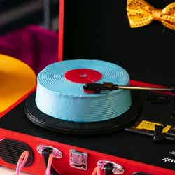 まわるレコードにシンパシー ストロベリーミルクレープケーキ/画像提供:ヒルトン東京お台場