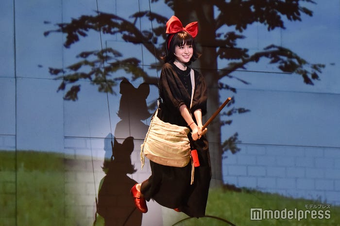 福本莉子 /ミュージカル「魔女の宅急便」公開フォトコールより(C)モデルプレス