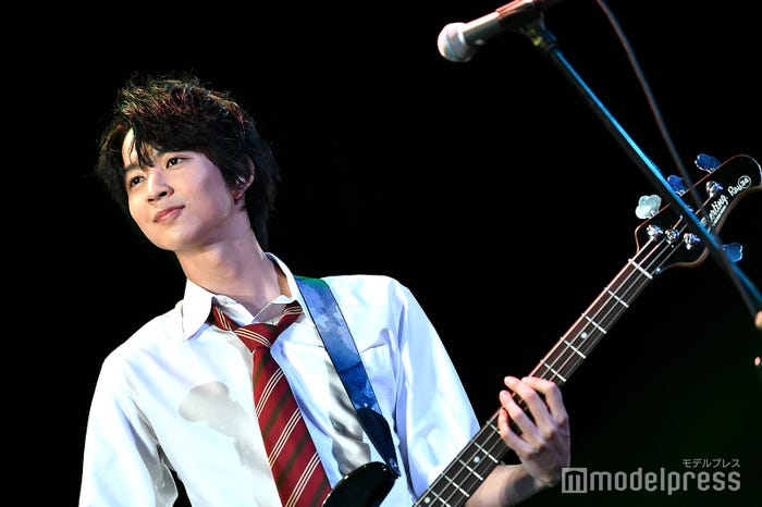 鈴木仁(C)モデルプレス