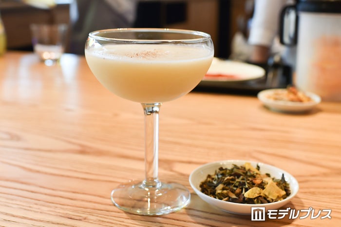 ホワイト チャイ コラーダ850円（税抜）（C）ビューティーガール