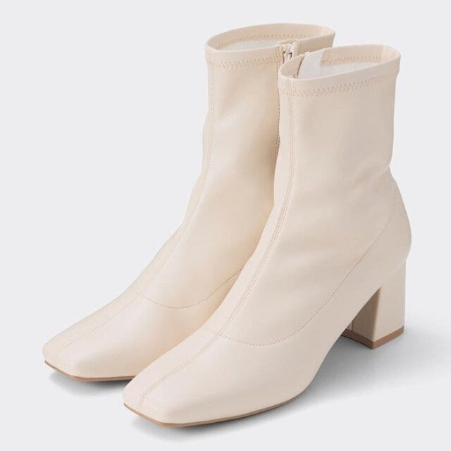 GU　2023秋冬ショートブーツ　高見え　ウルトラストレッチヒールブーツ