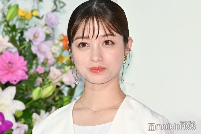 橋本環奈(C)モデルプレス