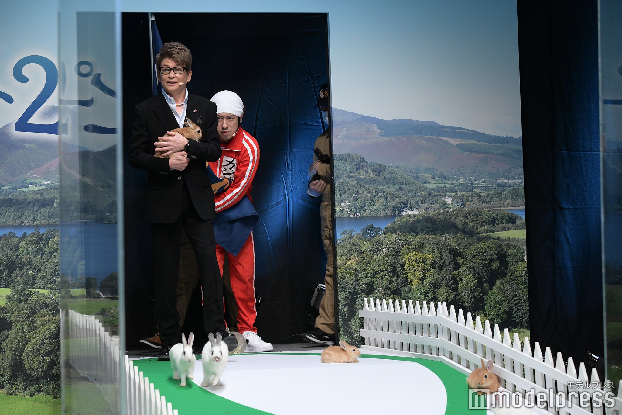 哀川翔、梶原雄太 （C）モデルプレス