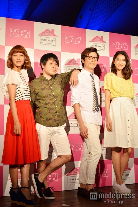 大石参月、「NONSTYLE」の井上裕介、「オリエンタルラジオ」の藤森慎吾、有末麻祐子（左から）