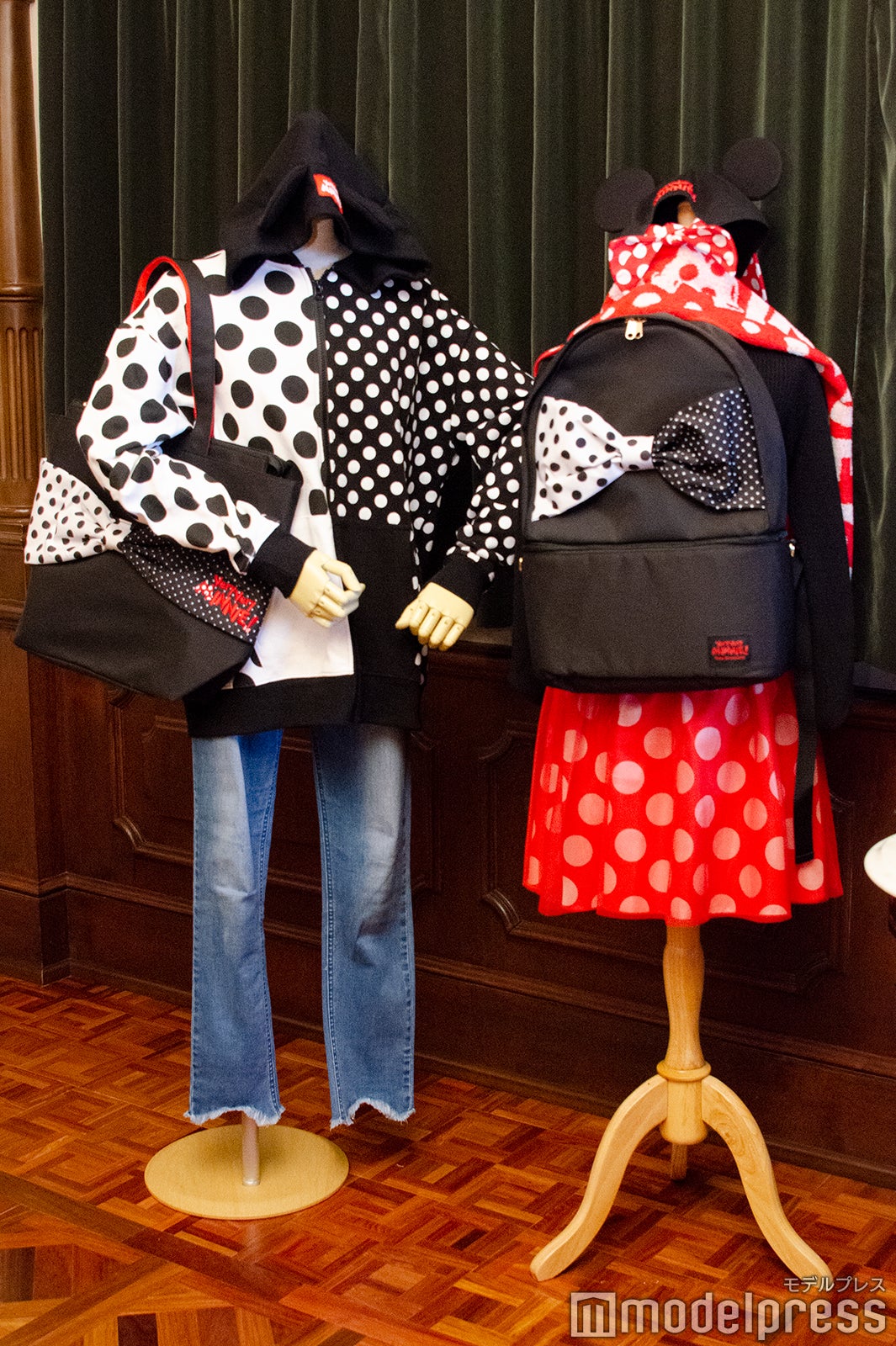 身につけグッズも充実！（C）モデルプレス（C）Disney