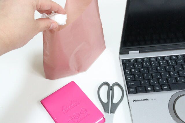 自立型　卓上ゴミ袋　使用例