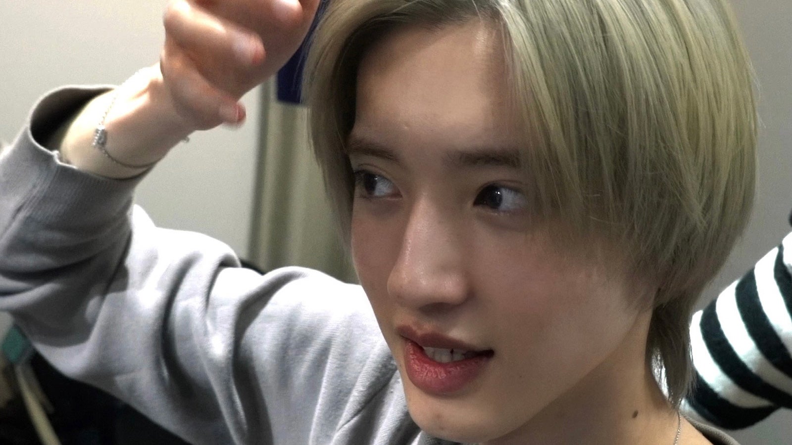 なにわ男子・道枝駿佑、金髪になる瞬間＆アクション練習…「マルス」裏側に密着「ガチで素の道枝駿佑が見られます」