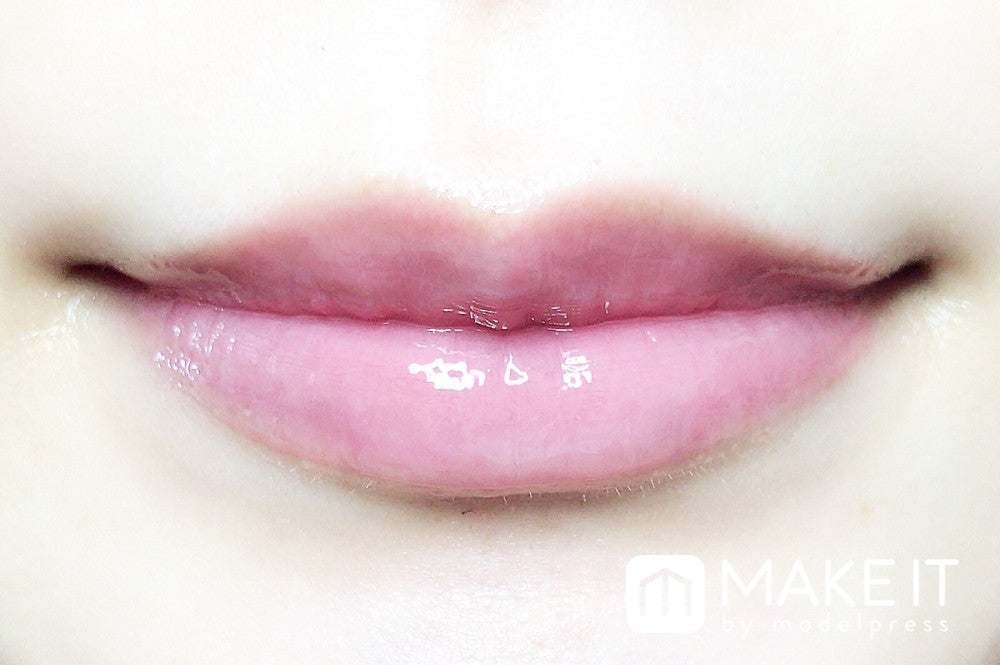 【スック】「フロウレス リップ グロス」“3”使用 (C)メイクイット