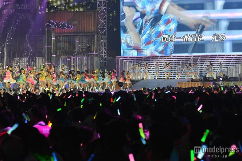 「AKB48 2013 真夏のドームツアー～まだまだ、やらなきゃいけないことがある～」東京ドーム公演2日目より