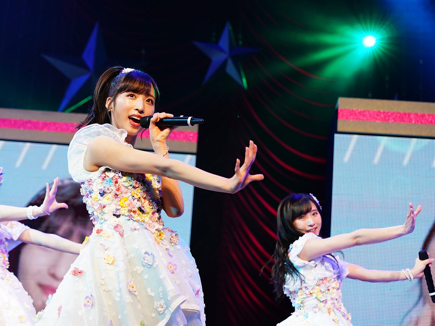 「AKB48全国ツアー2019～楽しいばかりがAKB！～」大阪・NHK大阪ホール（C）AKS