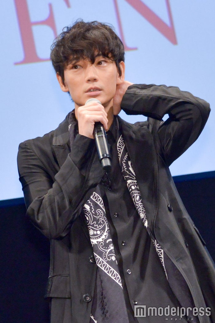 綾野剛 星野源 密着 レアな私服ショットにファン歓喜 最高 尊い モデルプレス 綾野剛 星野源 密着 レアな私服ショットにファン歓喜 最高 尊い モデルプレス