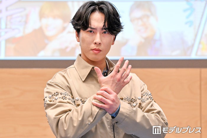 Snow Man宮舘涼太、ドラマ主題歌「SAVE YOUR HEART」MVの“ヒント”告白「特別なコードが…」【ターミネーターと恋しちゃったら】