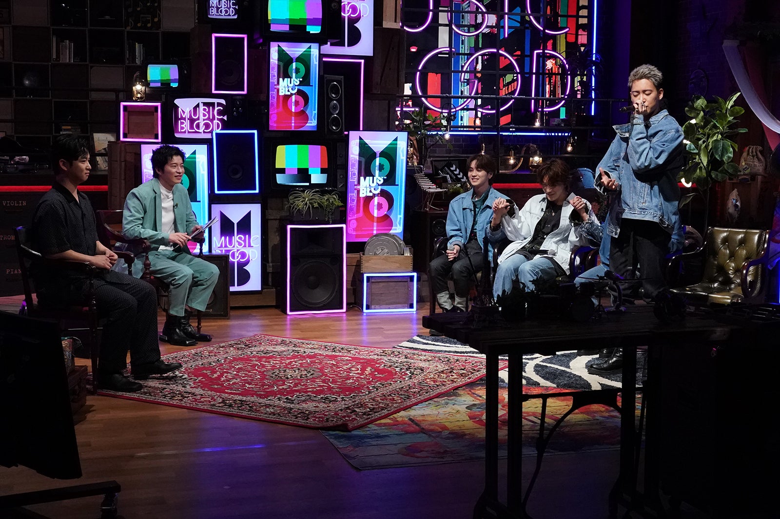 千葉雄大、田中圭、吉野北人、中本悠太、川村壱馬、三山凌輝（C）日本テレビ