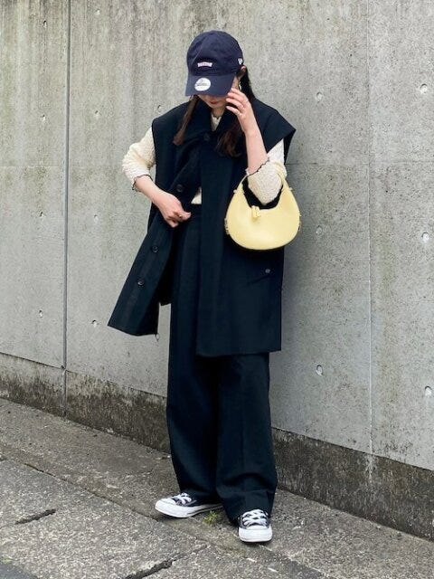 ワイドパンツ　コーデ